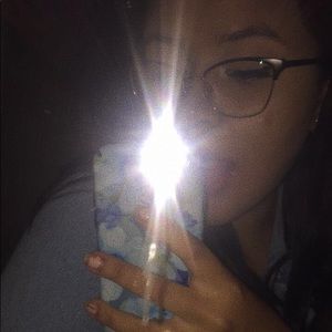 Meet your Posher, Jael